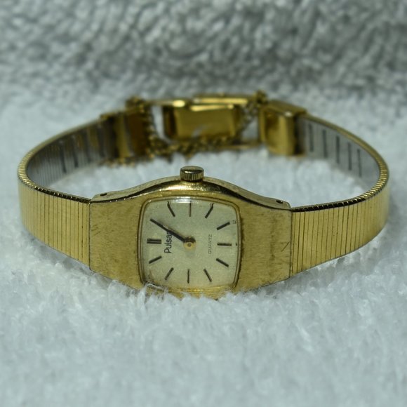 VTG Pulsar Gold Tone Quartz Watch w/ Safety Chain - Picture 12 of 15